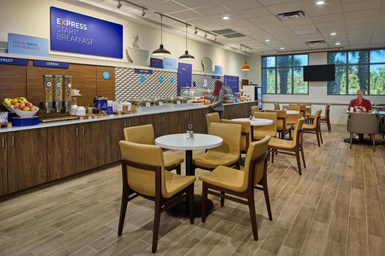 Holiday Inn Express & Suites Charleston Dwtn -Westedge By Ihg Exterior foto