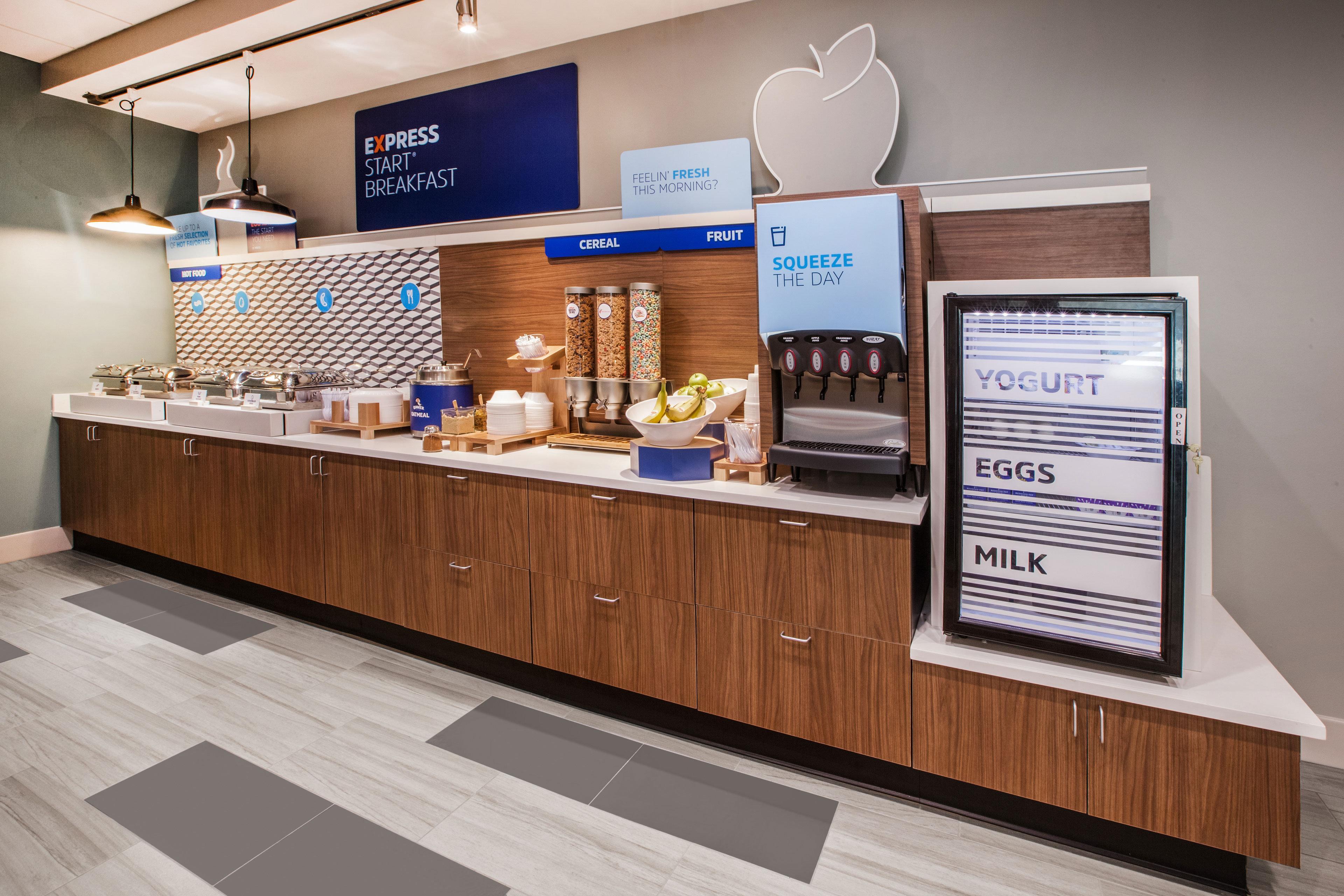 Holiday Inn Express & Suites Charleston Dwtn -Westedge By Ihg Exterior foto