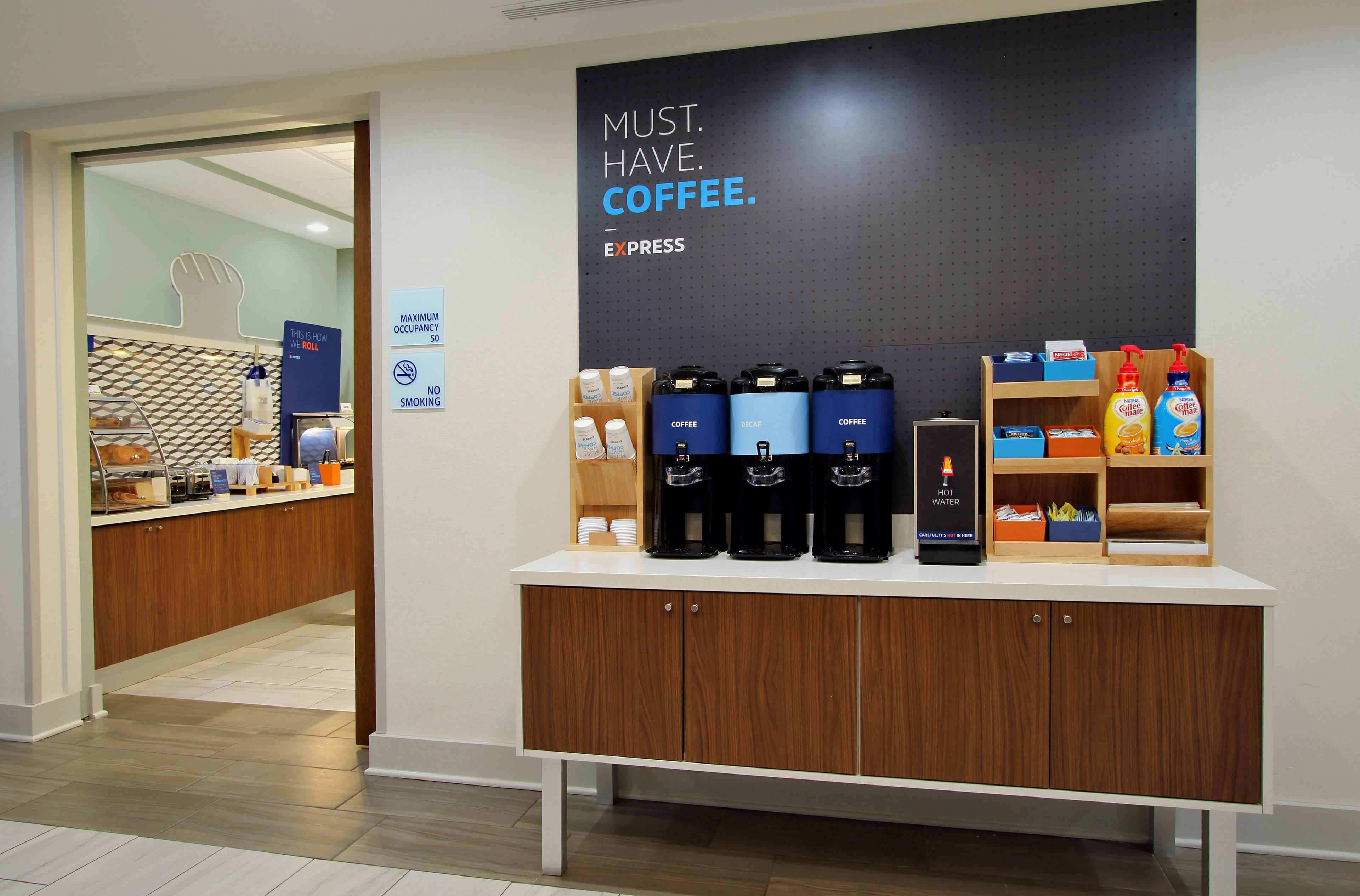 Holiday Inn Express & Suites Charleston Dwtn -Westedge By Ihg Exterior foto