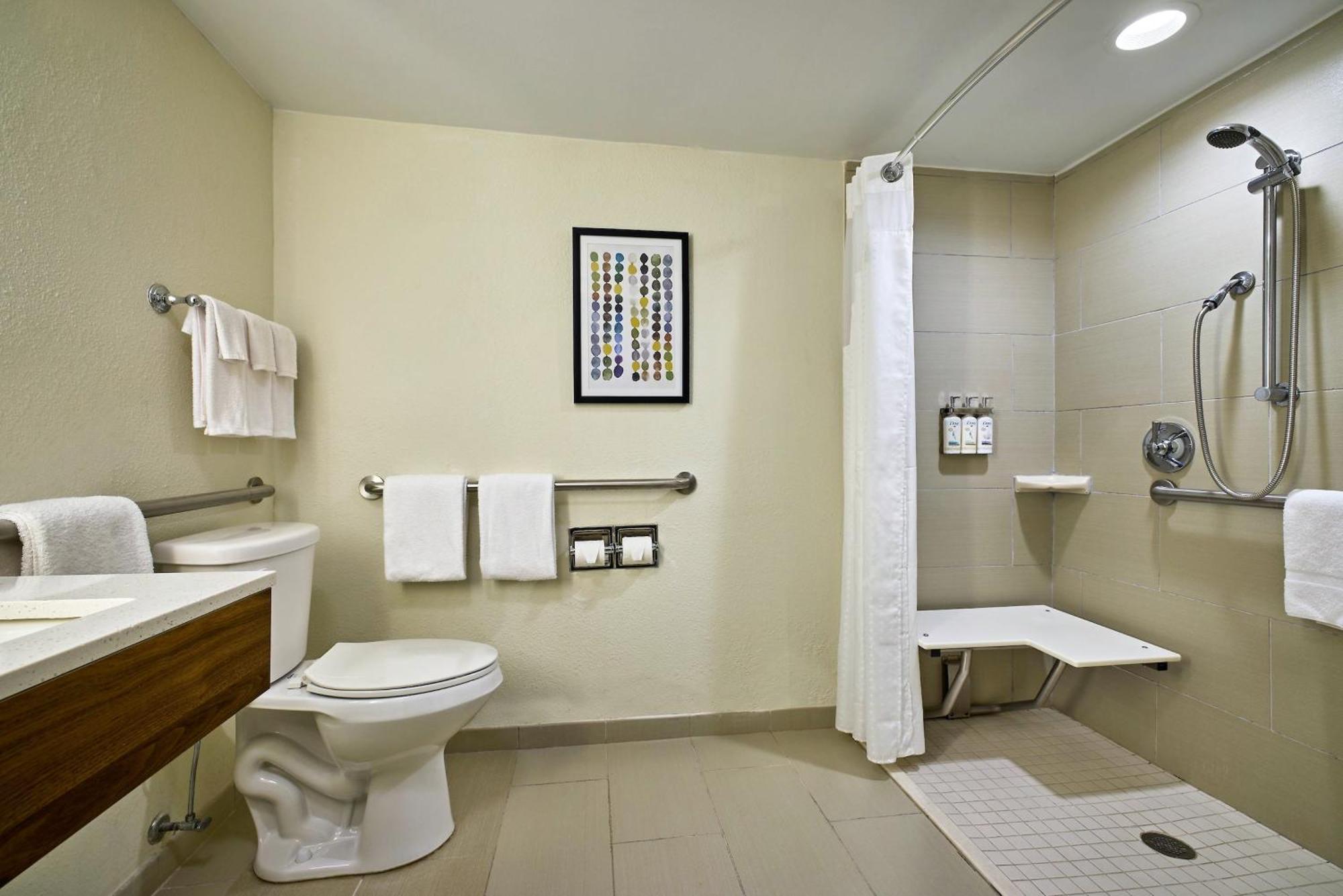 Holiday Inn Express & Suites Charleston Dwtn -Westedge By Ihg Exterior foto