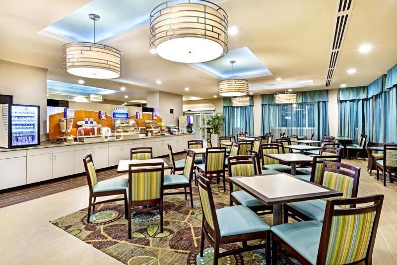 Holiday Inn Express & Suites Charleston Dwtn -Westedge By Ihg Exterior foto